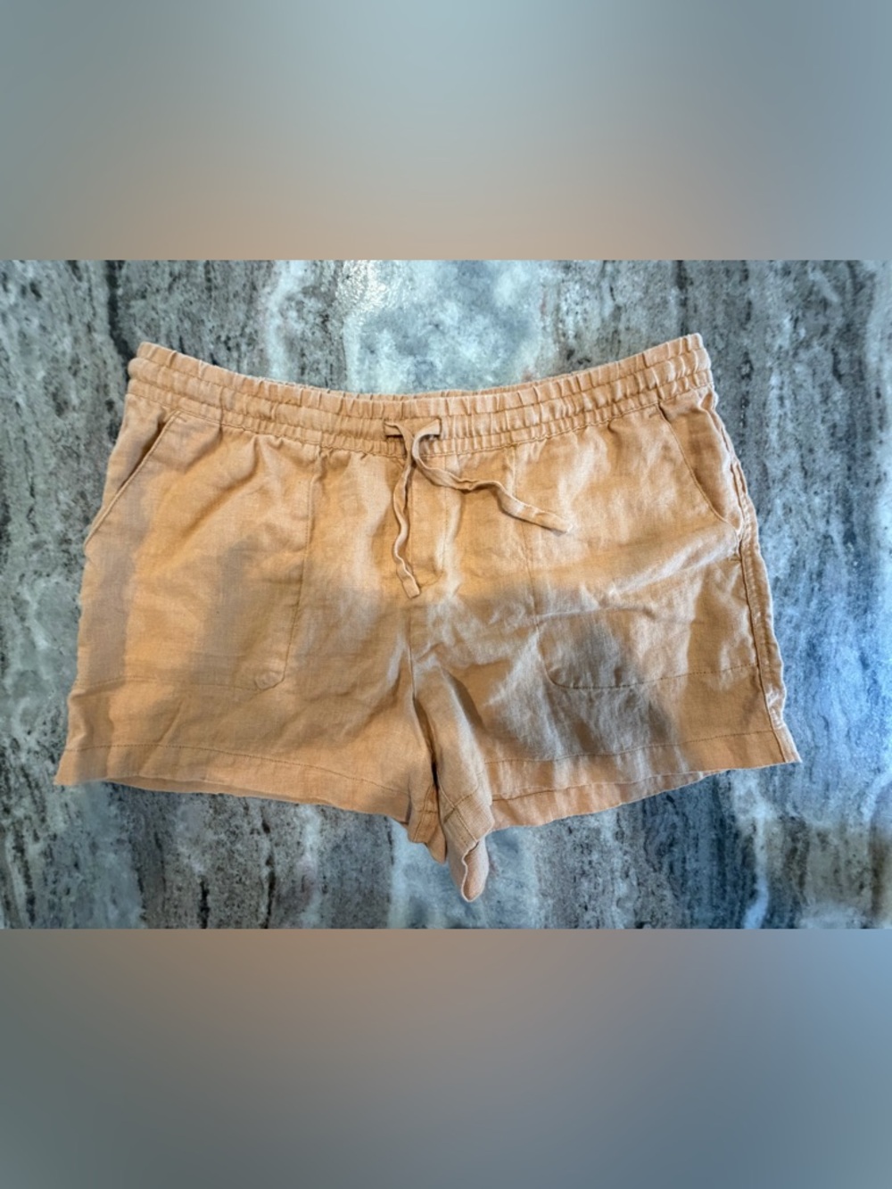 Garnet Hill Women's Linen Pull On Shorts Size 12, Golden Yellow. EUC!